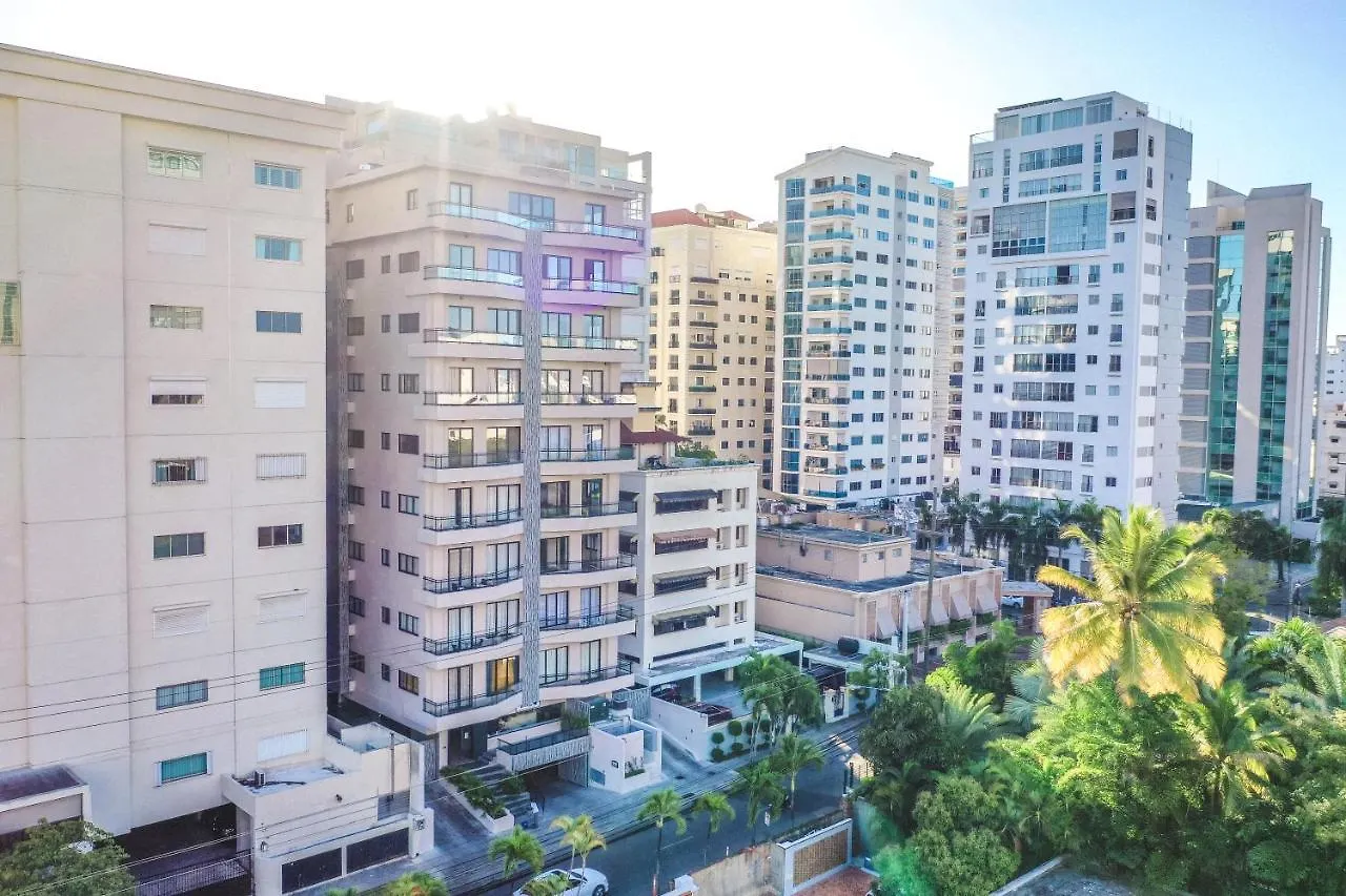 Fully Serviced Apartment At Regatta Living II - 703 Santo Domingo